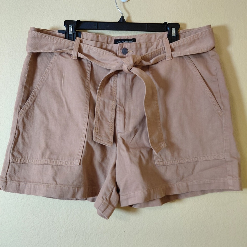 Banana Republic Tie Waist Ice Latte Brown Size 16 Casual Utility 4" NWT